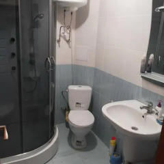 Апартаменты Apartment Red and White ванная