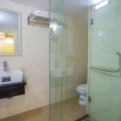 Dong A Hotel 2* Номер Делюкс фото 5