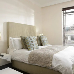 Mandela Rhodes Place Hotel 4* Улучшенные апартаменты с 2 отдельными кроватями фото 11
