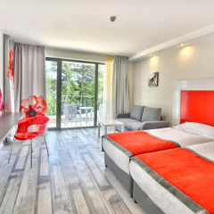 Hotel Grifid Foresta - All Inclusive Adults Only 16+ 3* Стандартный номер с различными типами кроватей фото 3