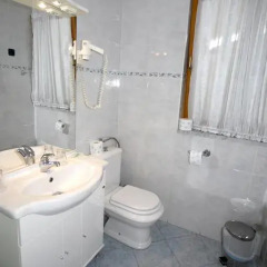 Отель Bed and Breakfast Villa Ana ванная фото 2