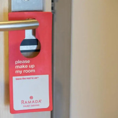 Отель Ramada by Wyndham Phuket Deevana Patong Номер Делюкс с двуспальной кроватью фото 13