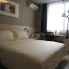Отель Jinjiang Inn Xiamen Dongpu Road Номер Бизнес с различными типами кроватей фото 4
