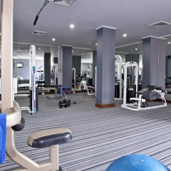 Отель Grand President Bangkok фитнесс-зал фото 2