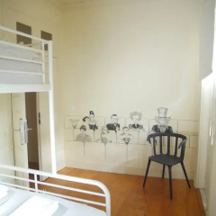 Santiago 31 Hostel Стандартный номер с двуспальной кроватью (общая ванная комната) 