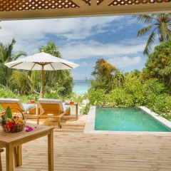Отель Kudafushi Resort and Spa бассейн