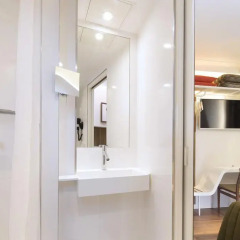 Отель Hôtel Eiffel Turenne Франция, Париж - 1 отзыв об отеле, цены и фото номеров - забронировать отель Hôtel Eiffel Turenne онлайн ванная фото 2