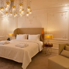 Гостиница Crowne Plaza St.Petersburg-Ligovsky (Краун Плаза Санкт-Петербург Лиговский) 4* Люкс с двуспальной кроватью