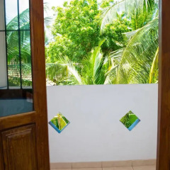 Отель FEEL Homestay балкон