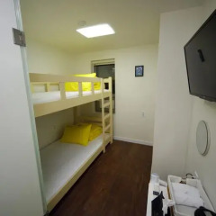 Отель 24 Guesthouse Seoul City Hall 2* Стандартный номер с двухъярусной кроватью фото 9
