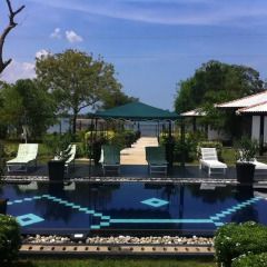 Отель Flower Garden Lake resort 3* Коттедж Делюкс с различными типами кроватей