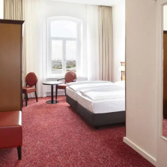 Отель Hafen Hamburg 4* Номер Commander фото 2