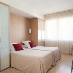 Отель Aparthotel Silver 3* Номер Комфорт с различными типами кроватей фото 25