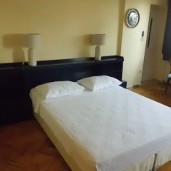 Отель Berk Guesthouse - 'Grandma's House' 3* Стандартный семейный номер с двуспальной кроватью фото 38
