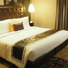 Отель Metropole Bangkok 4* Студия с различными типами кроватей фото 9