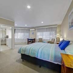 Отель Bendigo Central Deborah 3* Люкс повышенной комфортности с различными типами кроватей фото 2