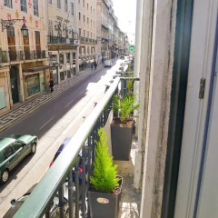 Отель LV Premier Baixa FI 4* Апартаменты с различными типами кроватей фото 10