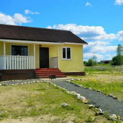 Гостиница Guesthouse Tysyacha ozer Коттедж с разными типами кроватей