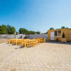 Гостиница Ostrov парковка