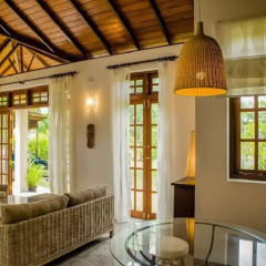 Отель The Garden Bungalow интерьер отеля
