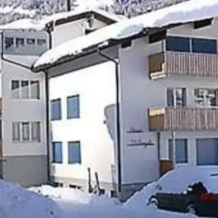 Отель Fewo St. Angela Ruggli парковка