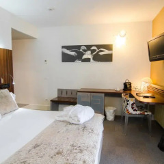 Отель Petit Palace Tamarises 3* Люкс повышенной комфортности с различными типами кроватей фото 5