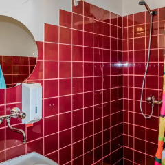 Clown and Bard Hostel Стандартный номер с различными типами кроватей (общая ванная комната)