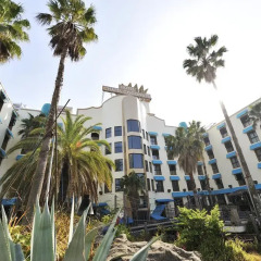 Отель Fukuoka Chapel Coconuts Hotel Ipolani (Adult Only) Япония, Порт Хаката - отзывы, цены и фото номеров - забронировать отель Fukuoka Chapel Coconuts Hotel Ipolani (Adult Only) онлайн балкон