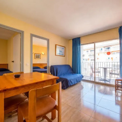 Отель Apartaments AR Borodin Испания, Льорет-де-Мар - отзывы, цены и фото номеров - забронировать отель Apartaments AR Borodin онлайн комната для гостей фото 4