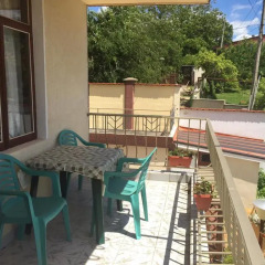 Отель Guesthouse Nikolovi Болгария, Генерал-Кантраджиево - отзывы, цены и фото номеров - забронировать отель Guesthouse Nikolovi онлайн детские мероприятия