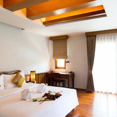 Отель Maehaad Bay Resort 3* Стандартный семейный номер с различными типами кроватей фото 5