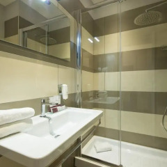 Отель Arenula Suites 2* Стандартный номер разные типы кроватей фото 6
