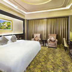 Отель Chateau Star River Guangzhou Peninsula 4* Номер Делюкс с различными типами кроватей фото 2