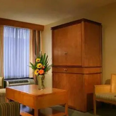 Отель Doubletree By Hilton Columbus - Worthington 4* Стандартный номер фото 2