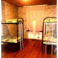 Art-Hostel Rus' Кровать в общем номере с двухъярусной кроватью