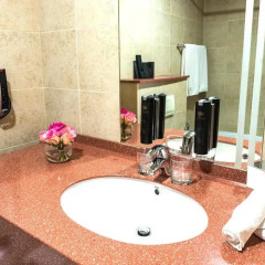 Отель Jannah Marina Bay Suites Апартаменты с различными типами кроватей фото 8