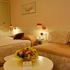 Hotel Geneva 4* Стандартный номер с двуспальной кроватью фото 4