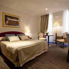 Grand Hotel Des Terreaux 4* Стандартный номер с двуспальной кроватью фото 9