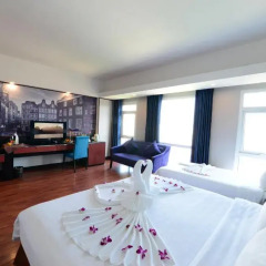 Gia Bao Grand Hotel 3* Стандартный номер с различными типами кроватей фото 12
