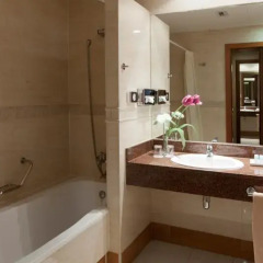 Senator Gran Vía 70 Spa Hotel 4* Люкс с различными типами кроватей фото 3
