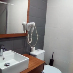 Отель Reina 12 Guest House ванная фото 2