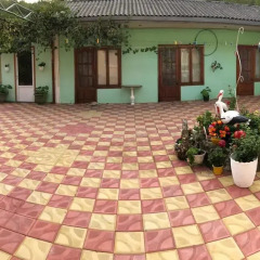 Гостиница Guest house on Vesennyaya 51 парковка