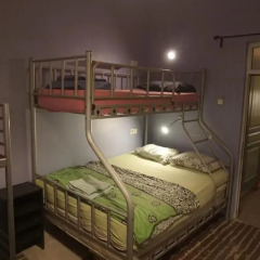 Chilloutlya Hostel&Bar Люкс разные типы кроватей