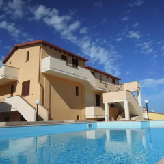 Отель Affittimoderni Castelsardo Incanto бассейн