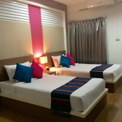 Отель Charoenchit House комната для гостей фото 5