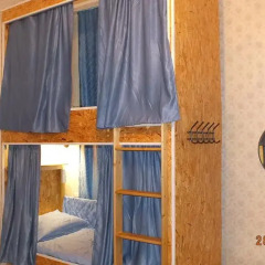 Antre na Fontanke Hostel Кровать в общем номере с двухъярусными кроватями фото 12