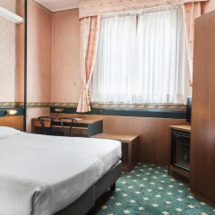 Hotel Des Etrangers 3* Стандартный номер с двуспальной кроватью фото 2