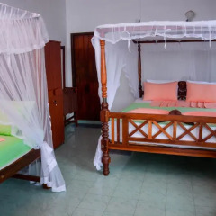 Peacock Hotel 2* Стандартный номер с различными типами кроватей фото 4