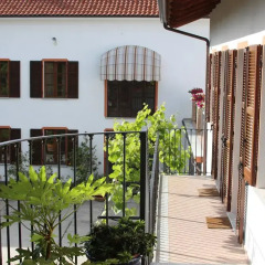 Отель Bed and Breakfast Cascina Beccaris Костиглиоле-д'Асти фото 5