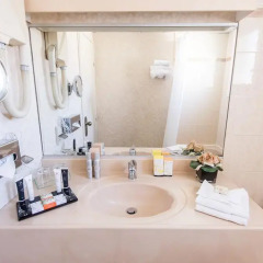 Hotel Apogia Nice 4* Стандартный номер с двуспальной кроватью